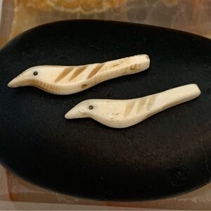 Vintage Natural Bone Carved Birds Fetish Bead Drilled Native American Animals 1"